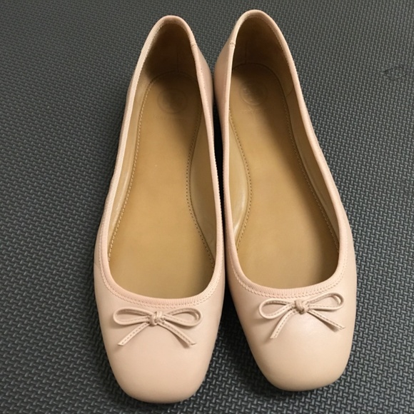 Tory Burch Beige Leather Bow Detail Ballet Flats Size 9 - Picture 2 of 5